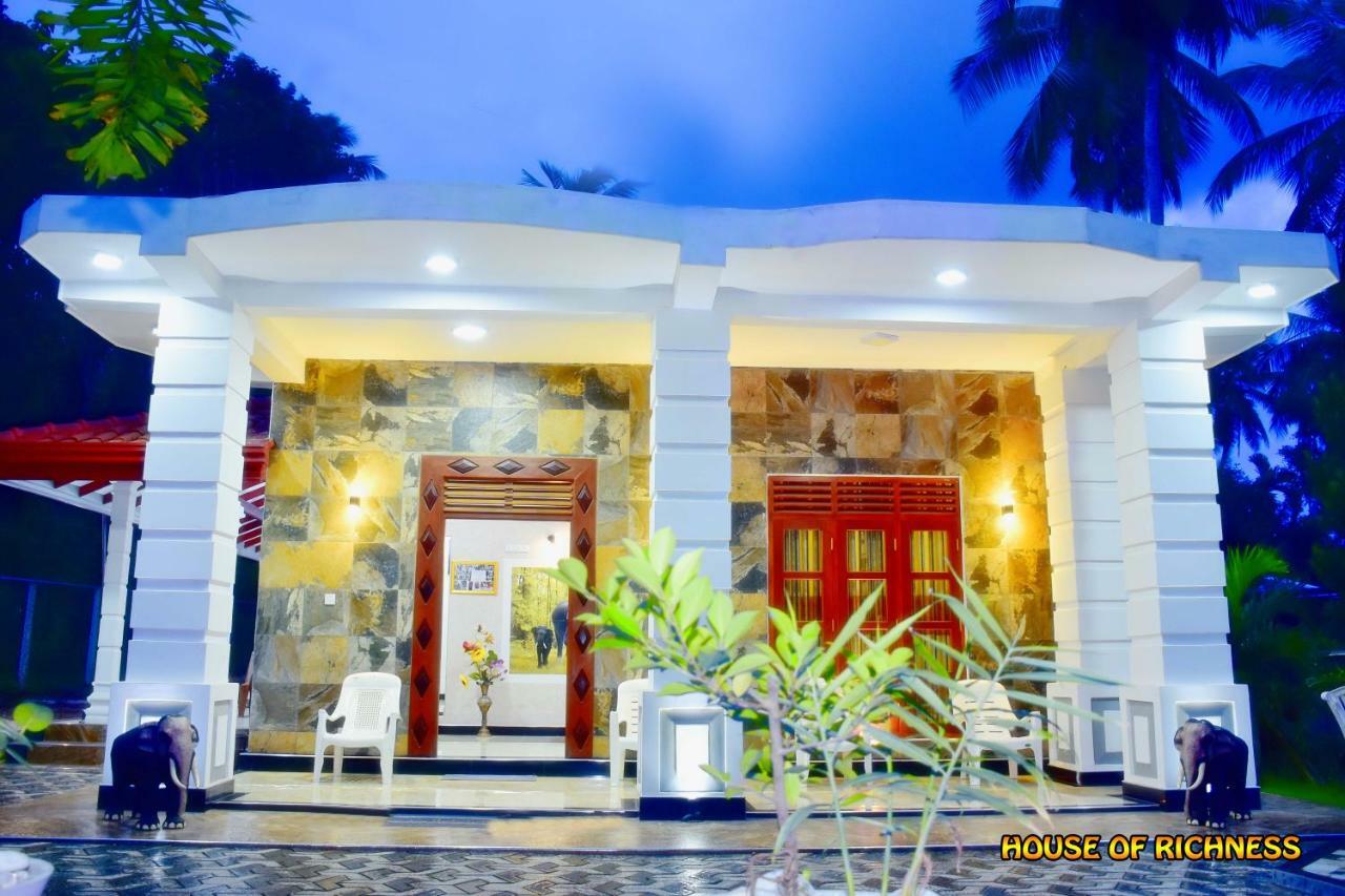 House Of Richness Negombo Exterior foto