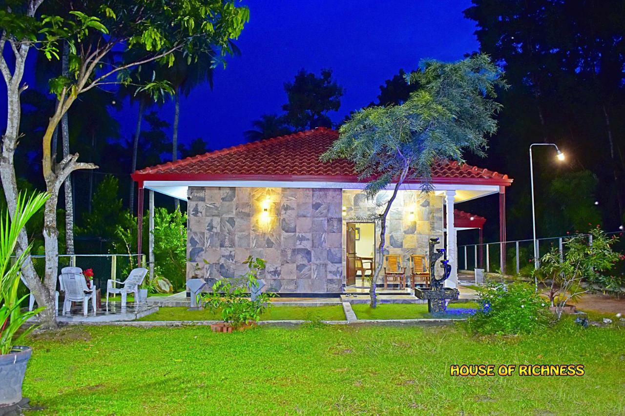 House Of Richness Negombo Exterior foto